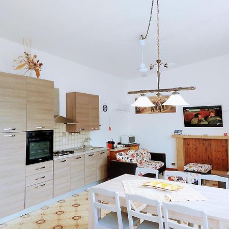 Casa Vacanze Sole E Mare Teulada Eksteriør bilde